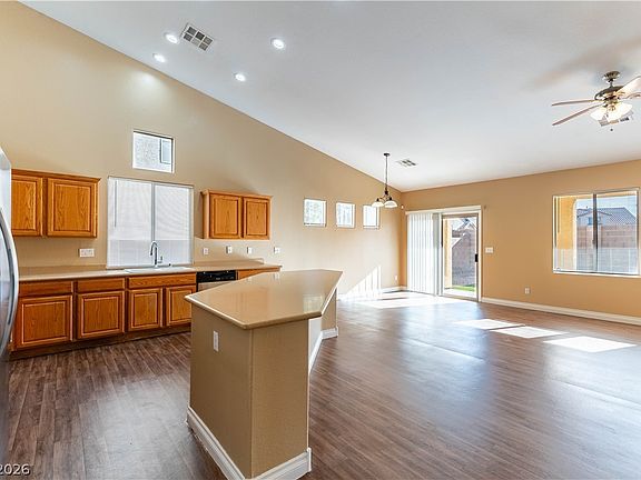 4th image of 6261 Heather Creek Pl
