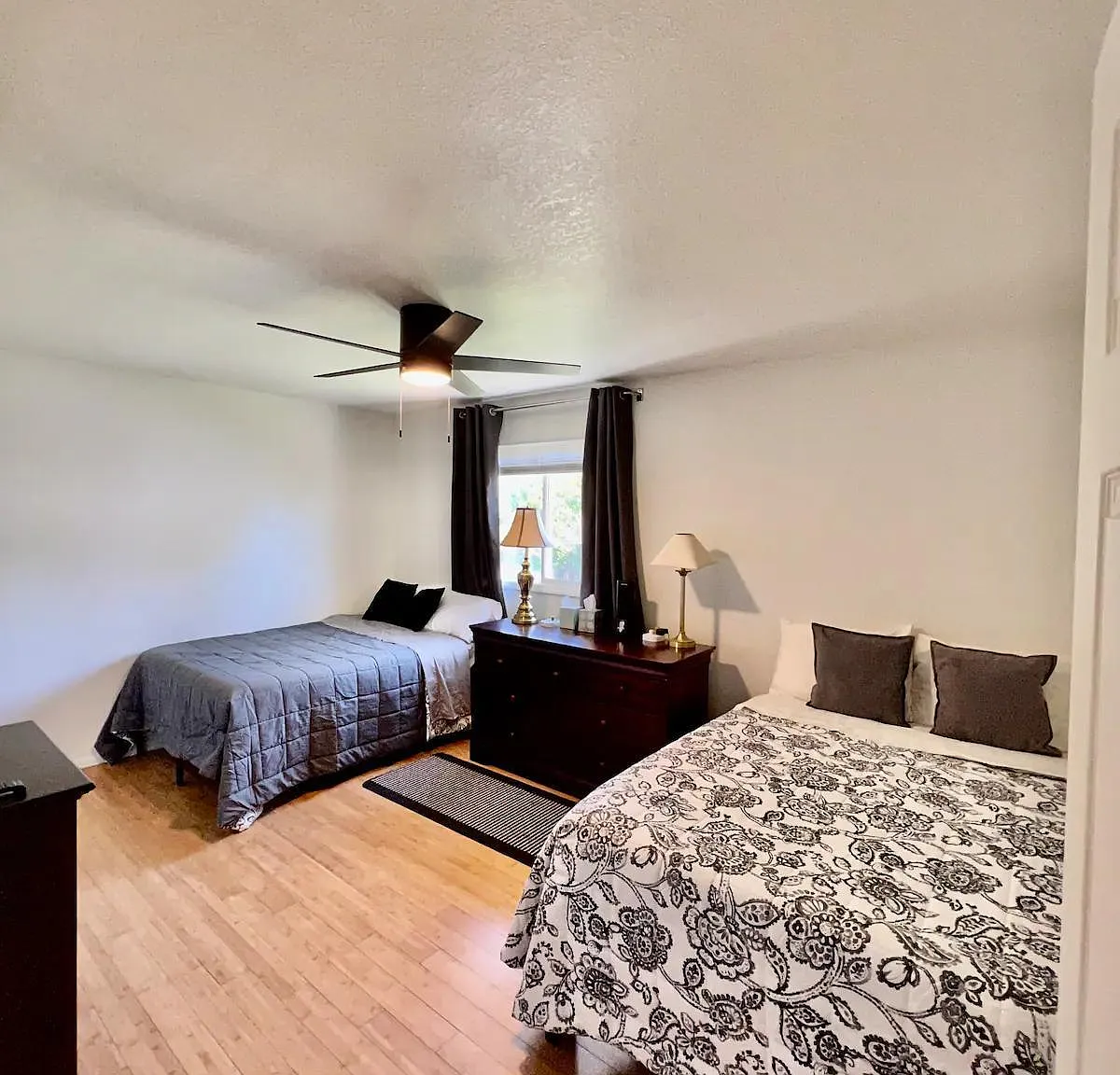 802 Amsterdam Boulevard - 1 — Photo 3
