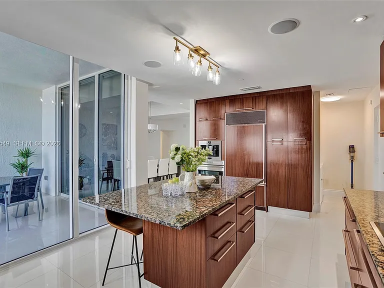16001 Collins Ave #1604-fl 331 — Photo 10