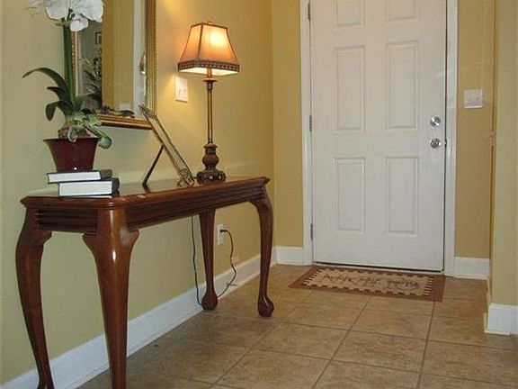 3rd image of 3996 Sweetspire Dr