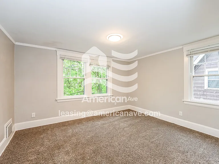 1159796_009_main_bedroom_10.jpg