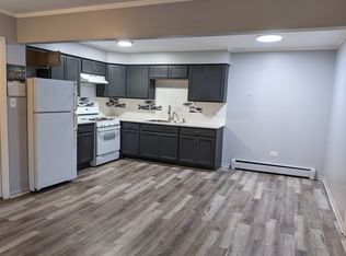 516 Green Oaks Ct N APT 5, Addison, IL 60101