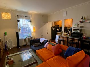 3F Pine St, Philadelphia, PA 19103