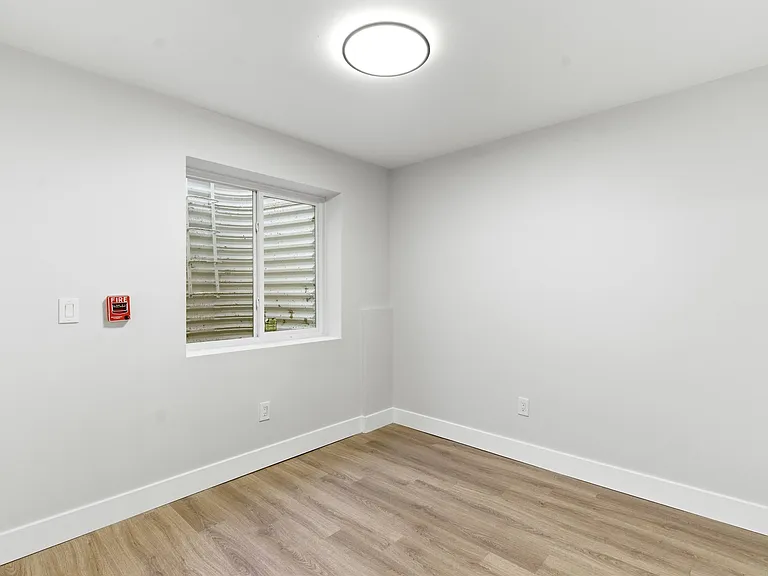 5137 Master St #22 — Photo 8