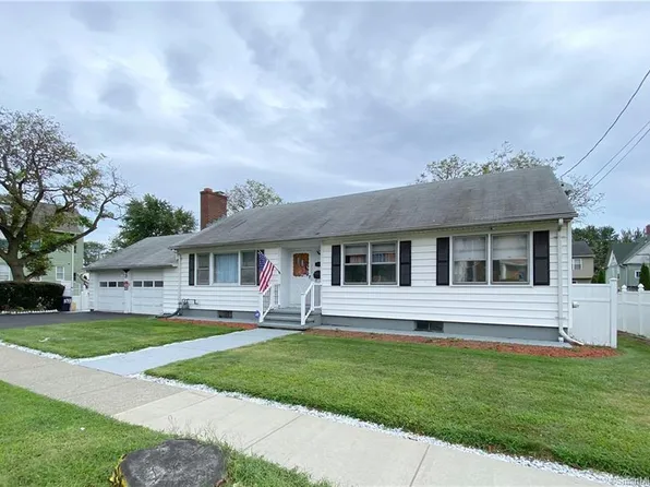 333 Hollister St, Stratford, CT 06615