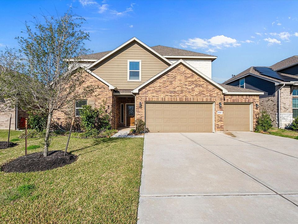 1st image of 10610 Scrub Oak Dr