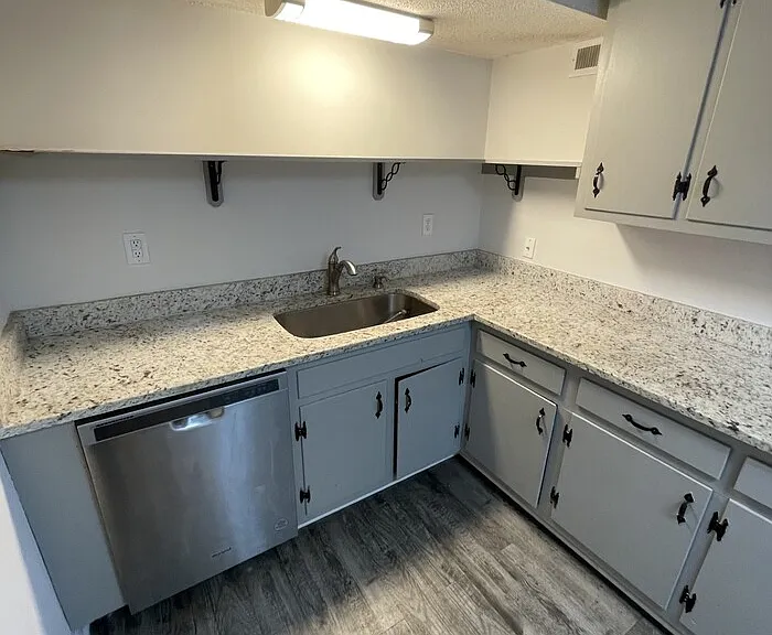 901 Marilyn Dr #B — Photo 11