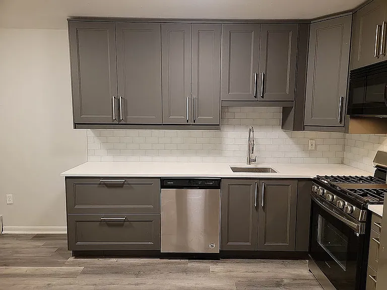 2740 South Rd #G4 — Photo 11