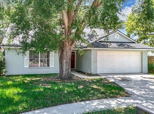 1530 High Knoll Dr, Brandon, FL 33511