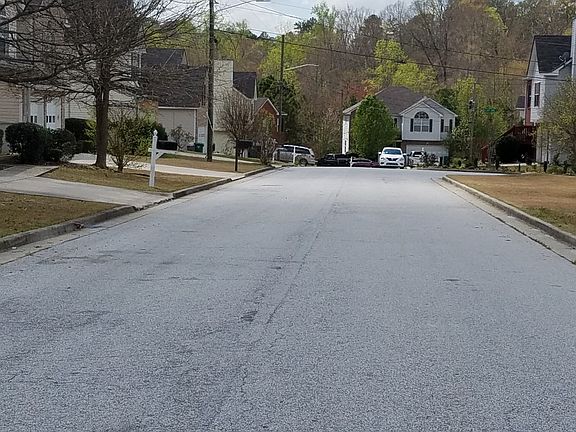 4th image of 7177 Sweet Gum Ct