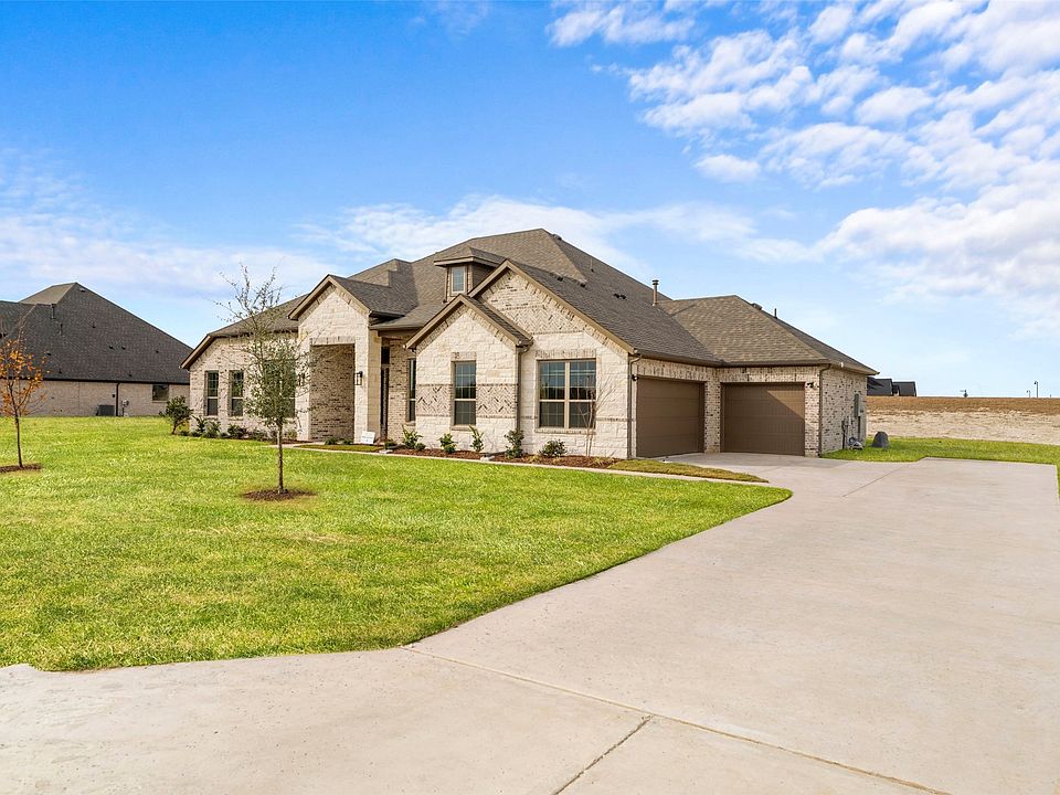 1st image of 144 Lila Lake Dr