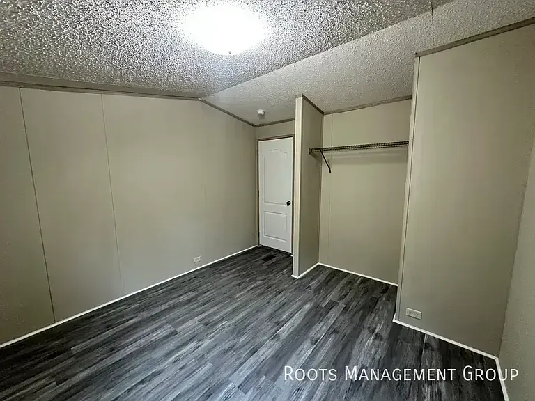 101 Stoney Creek Dr #15 — Photo 20