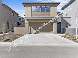 6807 E Warm Springs Ave, Boise, ID 83716