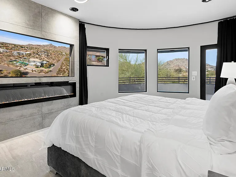 3282 E Palo Verde Dr — Photo 90