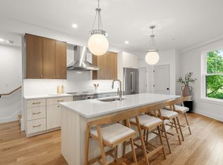 6 Dellmore Rd #3, Jamaica Plain, MA 02130