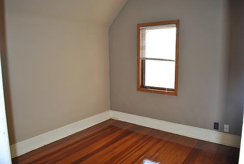 2nd floor small bedroom