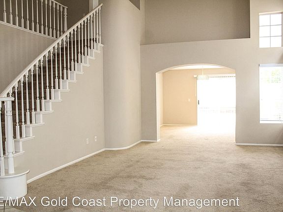 2nd image of 2512 Breezewater Ct