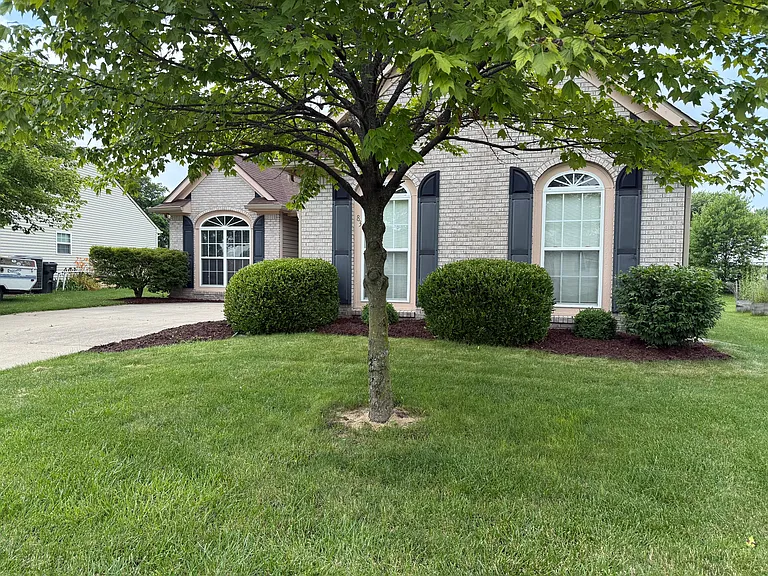 83 Hilltop Farms Blvd — Photo 3