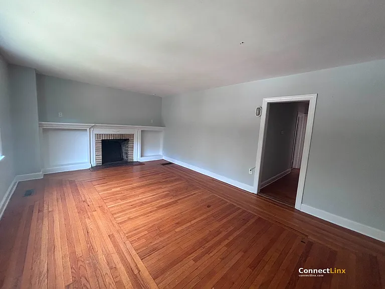 607 Sherman Pkwy — Photo 5