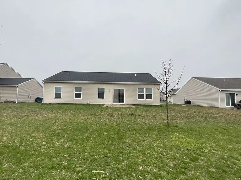 3232 Huxley Dr — Photo 25