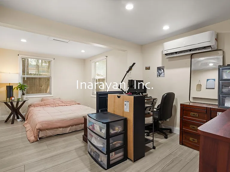245 Orange Pl — Photo 7