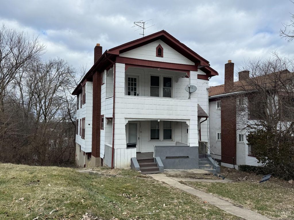 Real estate listing image