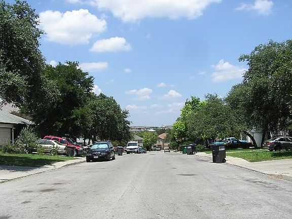 4th image of 6330 Maverick Trail Dr