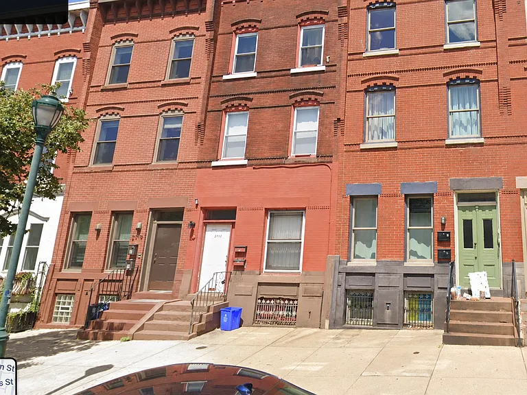 2917 W Girard Ave #2 — Photo 1