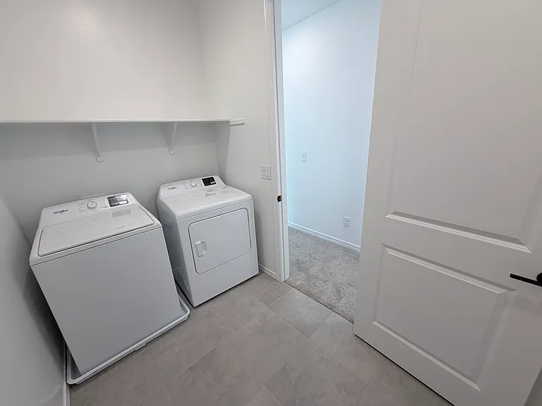 24172 W Raymond St — Photo 37
