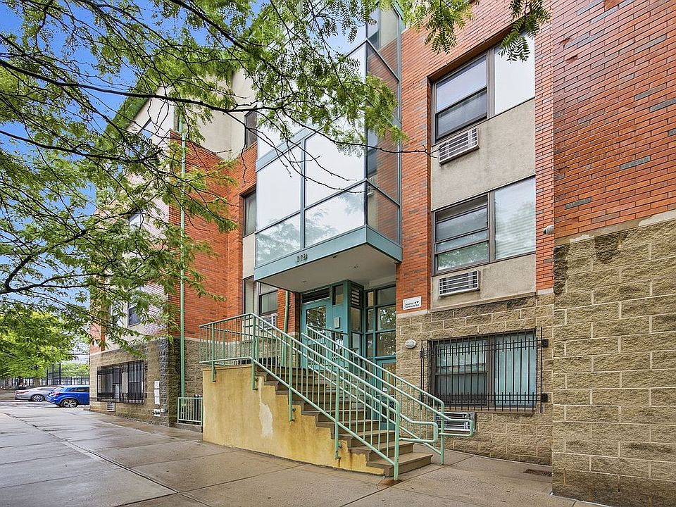 1st image of 118 Schenectady Ave APT 109