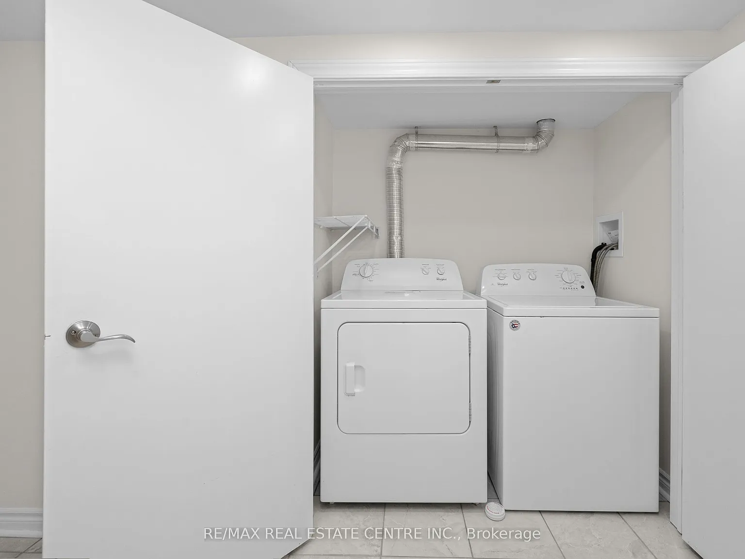 2 bed, $1,650 — Photo 4