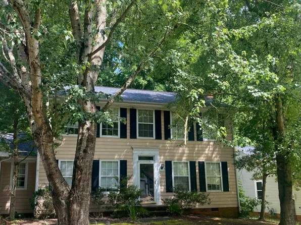 2912 Walsingham Ct, Matthews, NC 28105