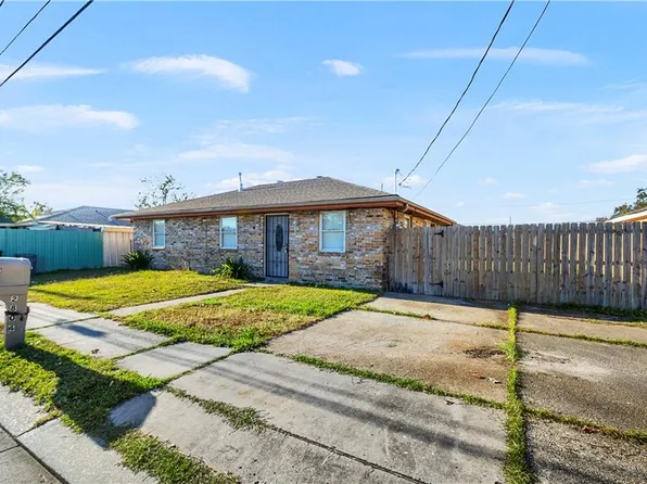 2804 Guerra Dr, Violet, LA 70092