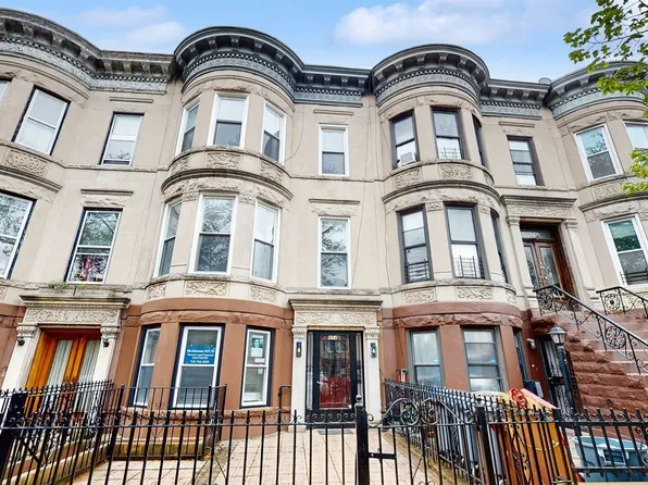 454 77th Street image 1 of 23