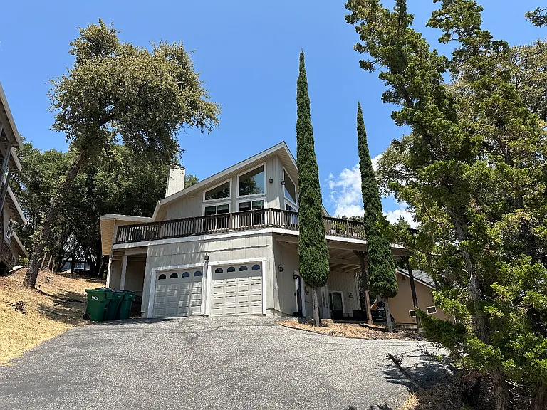 Torrey Pines Dr — Photo 9