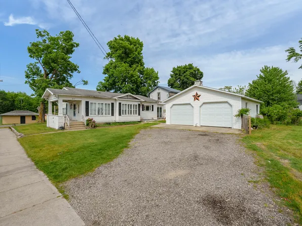 311 Chestnut St, Bloomingdale, MI 49026