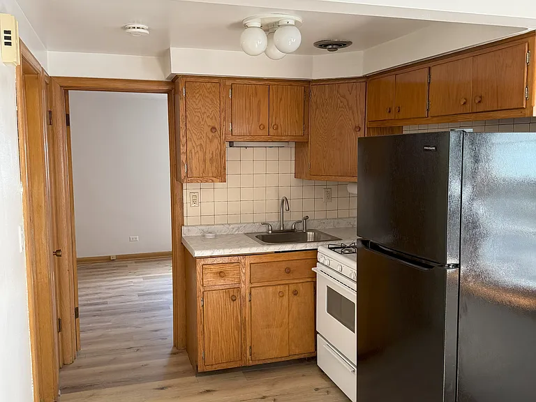8649 N Milwaukee Ave #GE — Photo 10