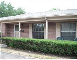 1st image of 914 84th Ave N