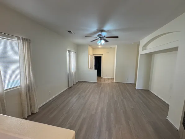5651 Valle Alegre Rd NW, Albuquerque, NM 87120