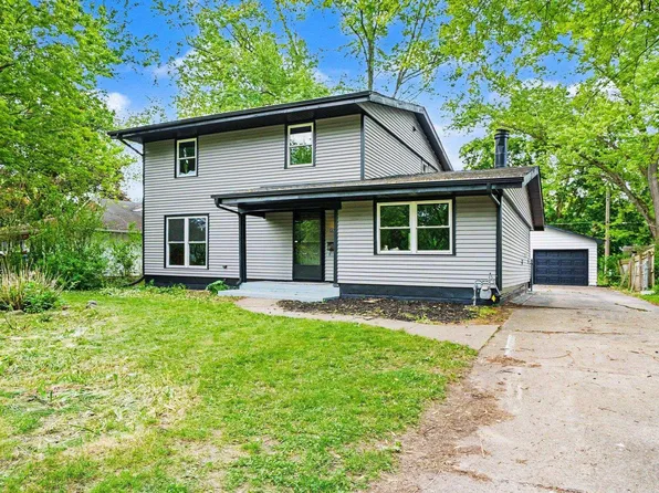 1502 Hickory Pl, Goshen, IN 46526