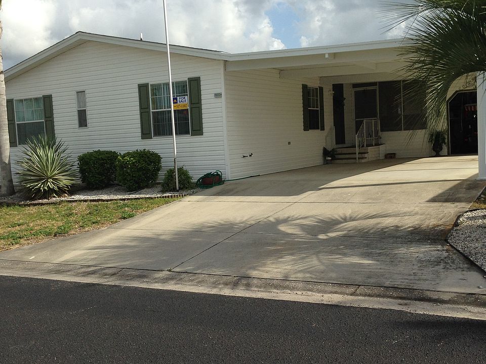 1st image of 1949 Bayou Dr N #1450