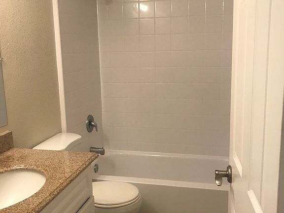 2nd image of 4860 Northlawn Dr #178