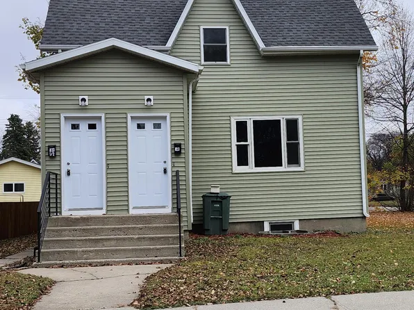 823 Oak St, Grand Forks, ND 58201
