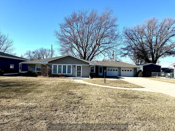 2424 N Sherman Blvd, Grand Island, NE 68803