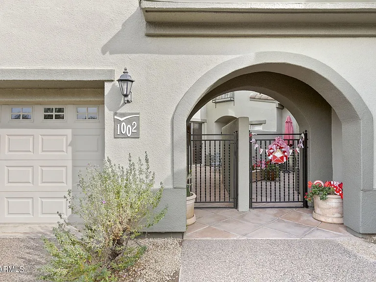 20802 Grayhawk Dr #1002 — Photo 40