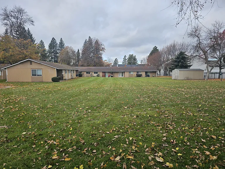 Regal Village — Photo 10