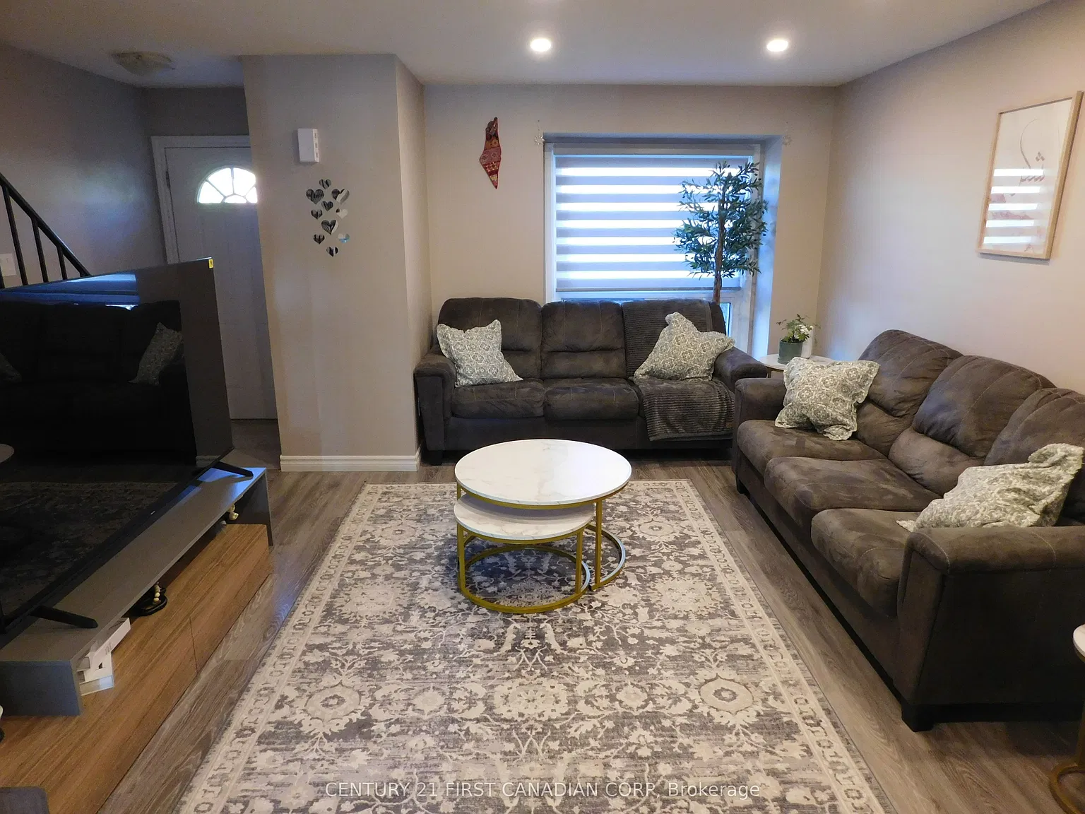 3 bed, $2,350 — Photo 2