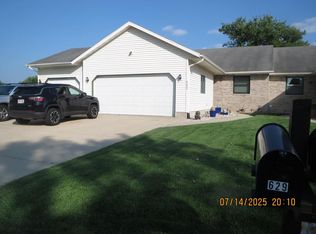 629 Constitution Ln, Deforest, WI 53532