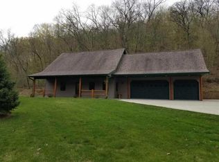 1550 Lansing Harpers Rd, Lansing, IA 52151