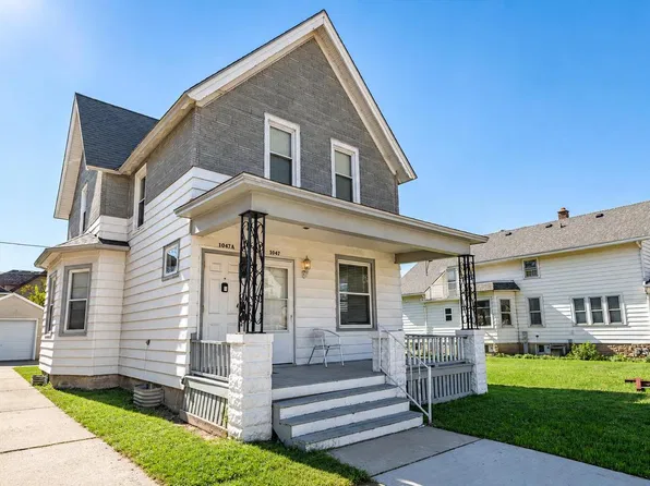 1047 W Washington STREET, West Bend, WI 53095